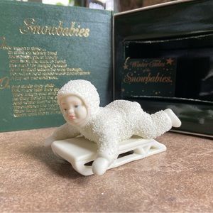 Department 56 - 'Hold On Tight' Retired Snowbabie